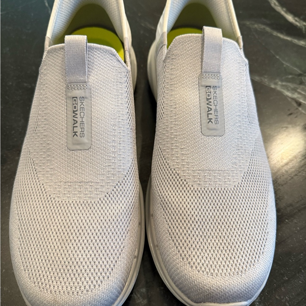 Skechers GOwalk Men's Light Gray Slip-On Sneakers